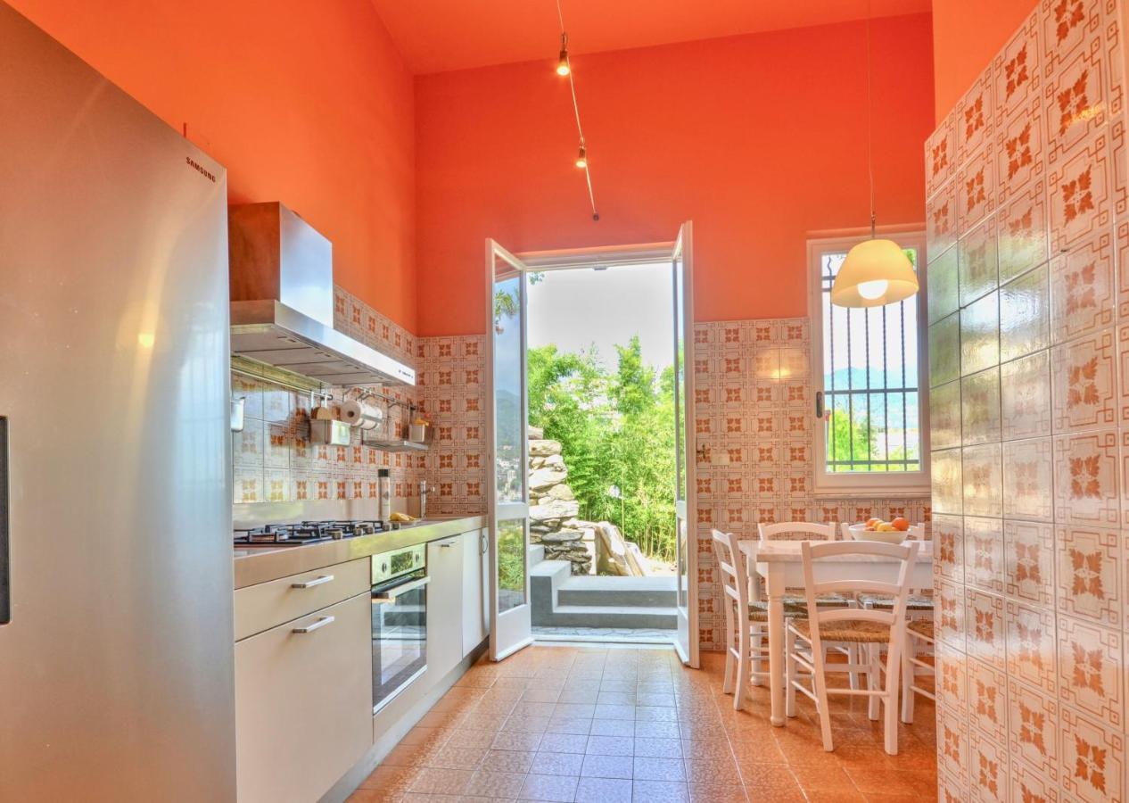 Villa Riviera Rapallo - 5 Min Walking From Beach Bagian luar foto