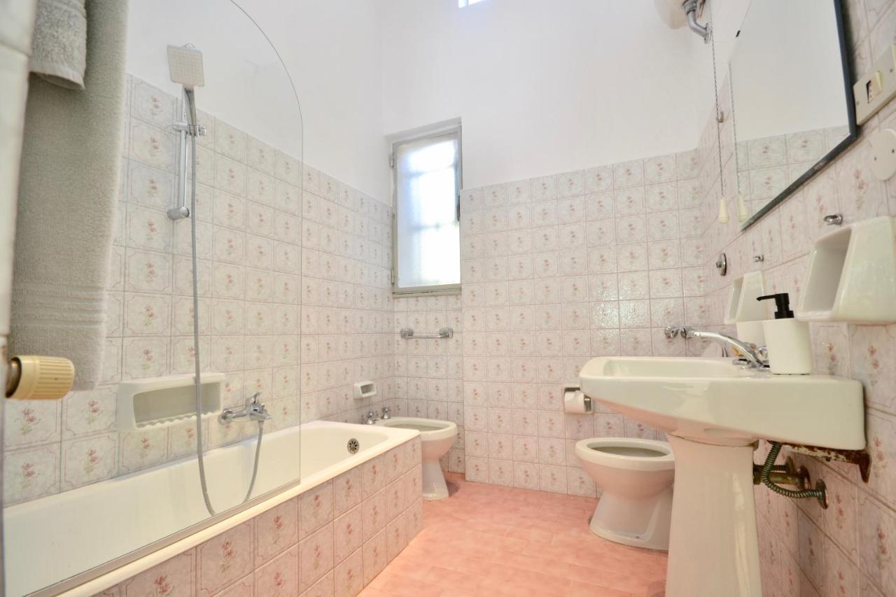 Villa Riviera Rapallo - 5 Min Walking From Beach Bagian luar foto