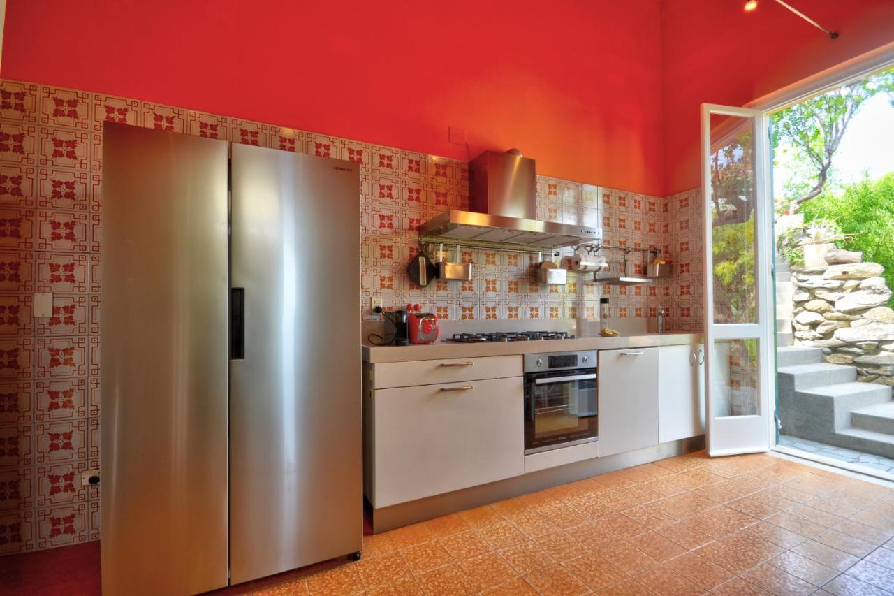 Villa Riviera Rapallo - 5 Min Walking From Beach Bagian luar foto
