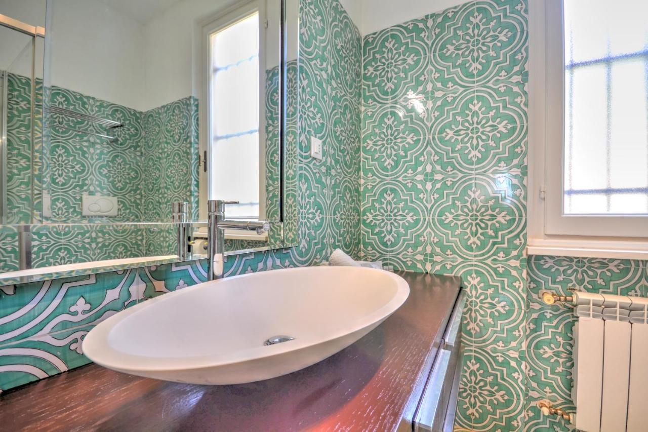 Villa Riviera Rapallo - 5 Min Walking From Beach Bagian luar foto